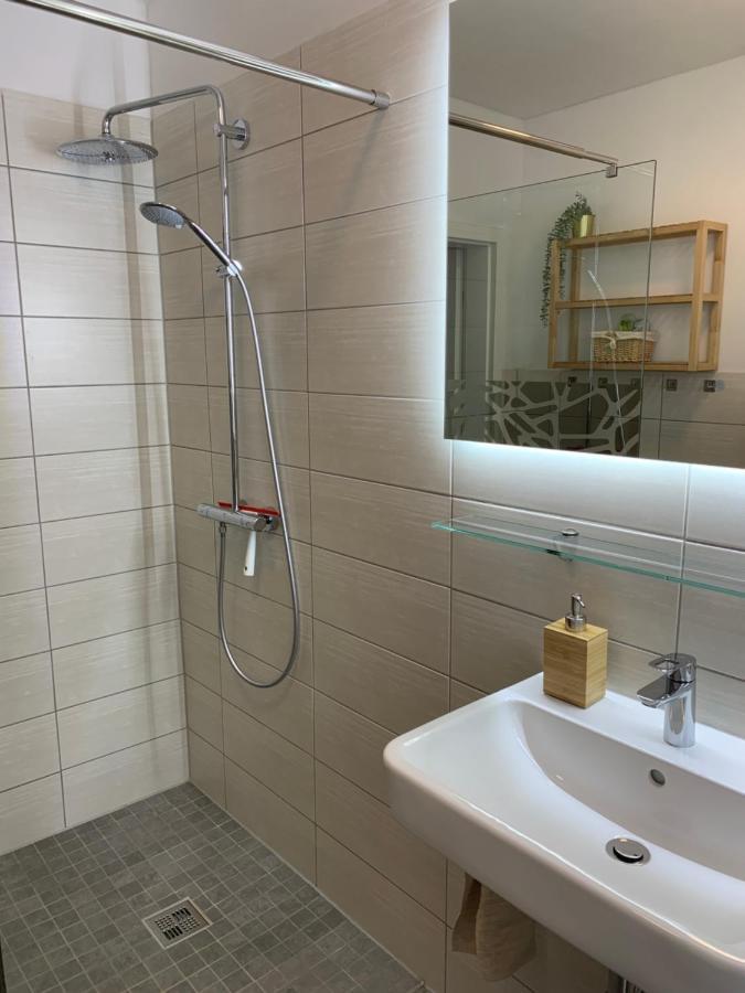 Neu: Gruene Idylle Nahe Hauptbahnhof & Hufeisensee ハレ エクステリア 写真
